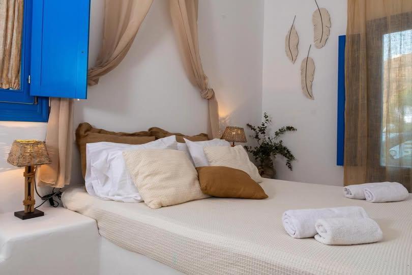 Blue Meadow Villa Livadi  Eksteriør bilde